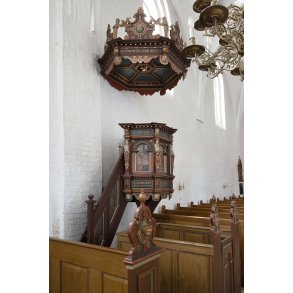 Prdikestolen i Oxholm Kirke, som er nordflj til det privatejede Oxholm Gods