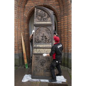 Dren til Sct. Mortens kirke i Randers, ankommer efter restaurering p National Museet