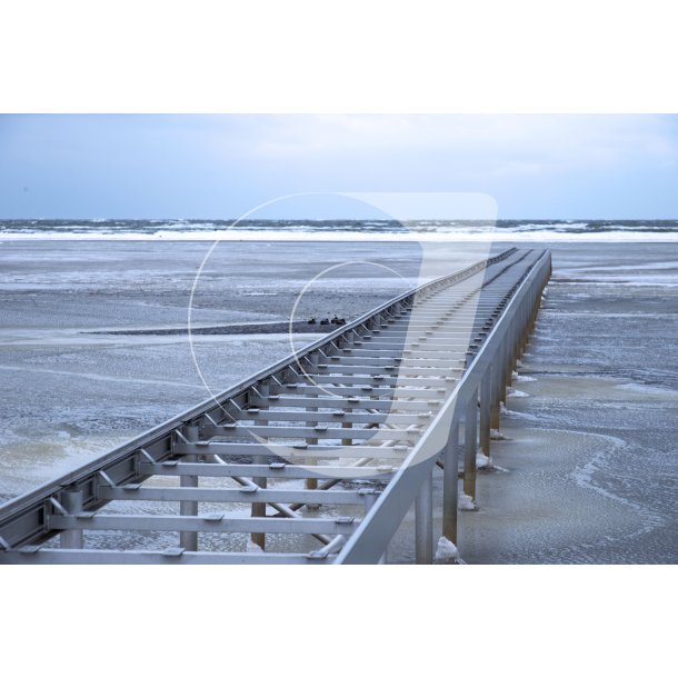 Badebro en vinterdag ved �ster Hurup