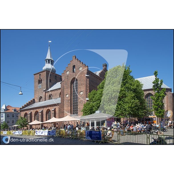 Royal Run ved Sct. Mortens kirke i Randers