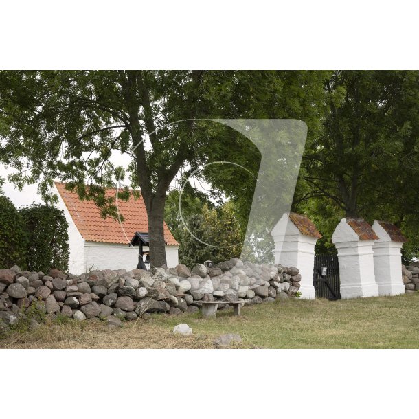 Rols� gl. kirkeg�rd ved Vrinners p� Mols