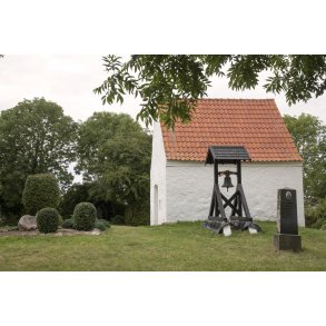 Rols� gl. kirkeg�rd ved Vrinners p� Mols