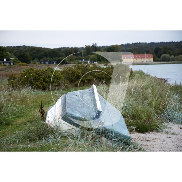 Efter�rsaften ved L�gten Bugt og med Gl. L�gten Strandkro i baggrunden