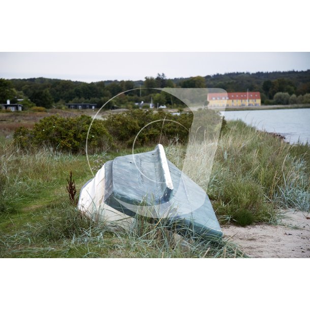 Efter�rs strand med Gl. L�gten Strandkro i baggrunden