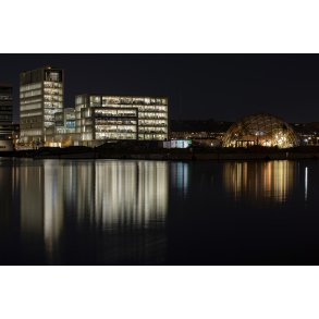 Bestseller og Dome of Vision ved Aarhus havn