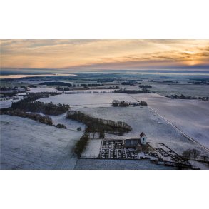 Dronebillede af R�by Kirke